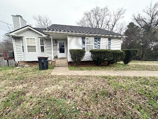 586 Somerset Ln, Clarksville, TN 37042