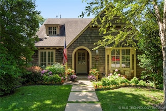 2132 E 19th St, Tulsa, OK 74104