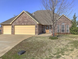 4475 Elm Cir, Kiefer, OK 74041