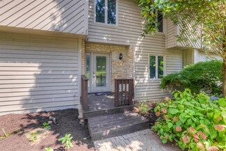 6906 Treeridge Dr, Cincinnati, OH 45244