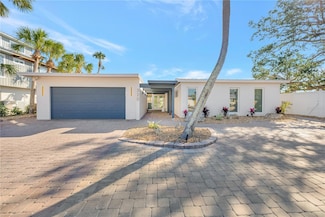 320 Avenida Leona, Sarasota, FL 34242