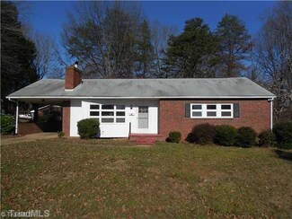 5019 Longbrook Cir, Winston Salem, NC 27105
