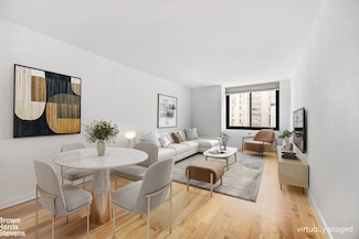 515 E 72nd St Unit 5F, New York, NY 10021