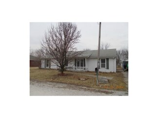 37402 E Blank St, Garden City, MO 64747