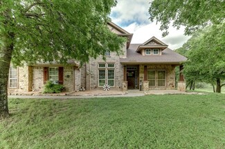 870 1st St, Maypearl, TX 76064