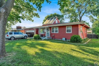1920 SW 36th Terrace, Topeka, KS 66611