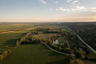 19112 Eastman Rd, Pacific Junction, IA 51561