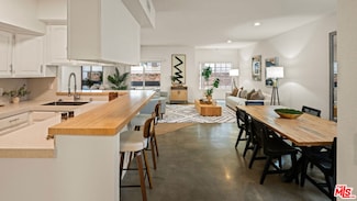 10627 Ashton Ave Unit 103, Los Angeles, CA 90024