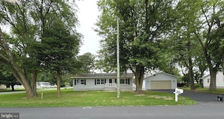 36697 Clubhouse Rd, Ocean View, DE 19970