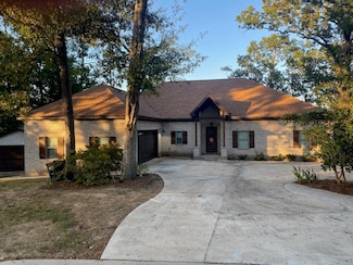 317 Holiday Dr S, Abbeville, AL 36310