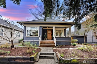 4642 Eastern Ave N, Seattle, WA 98103