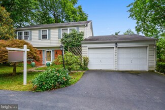 7307 Wickford Dr, Alexandria, VA 22315