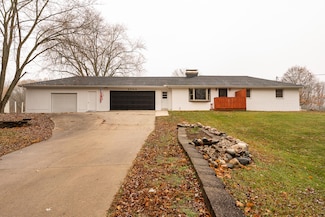 5703 N Sprinkle Rd, Kalamazoo, MI 49004