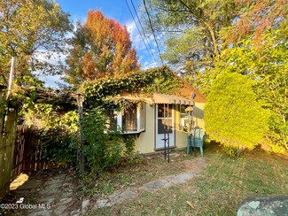 34 E State St, Glens Falls, NY 12801