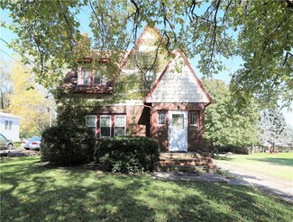 285 NW Aurora Ave, Des Moines, IA 50313
