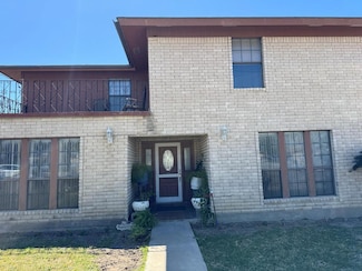 1810 Hoover St, Eagle Pass, TX 78852