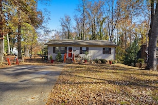 721 Ascot Dr, Charlotte, NC 28215