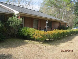 91201 Highway 42, Richton, MS 39476