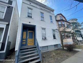 556 Washington Ave, Albany, NY 12203