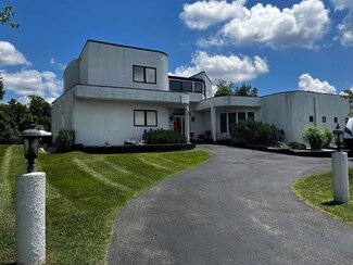8168 N Byers Ln, Stonewood, WV 26301