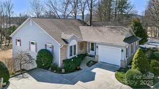 10 Titleist Way, Hendersonville, NC 28739