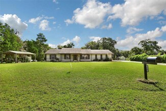 3347 Quail Roost Dr, Deland, FL 32720