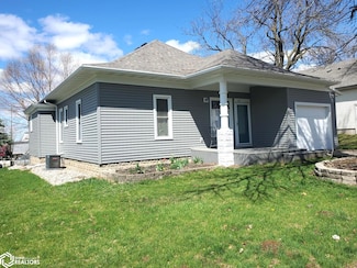 512 Birch St, Schleswig, IA 51461