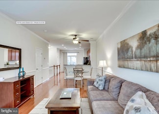15715 John Diskin Cir, Woodbridge, VA 22191