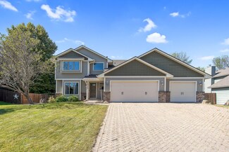9369 Lanewood Ln N, Maple Grove, MN 55369