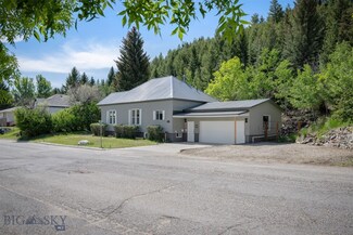 411 W 7th St, Anaconda, MT 59711