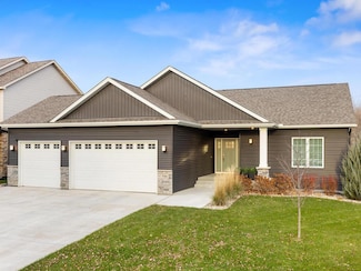 799 Forest Hills Ln, Watertown, MN 55388