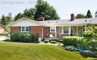 17417 Wiltshire Blvd, Lathrup Village, MI 48076