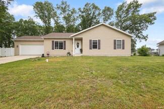 29777 Ashford Dr, Elkhart, IN 46514