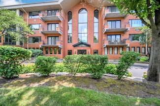 3525 S Cass Ct Unit 612, Oak Brook, IL 60523