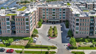 100 Garvies Point Rd Unit 1238, Glen Cove, NY 11542