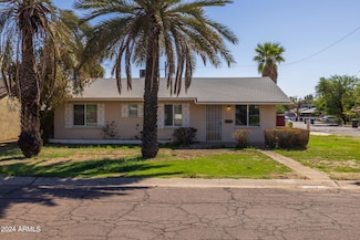 801 E Echo Ln, Phoenix, AZ 85020
