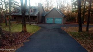 5550 Birch Rd, Canadensis, PA 18325