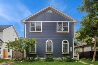 2433 Cowper Ave, Evanston, IL 60201
