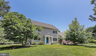 12701 Ponderosa Ln, Glen Arm, MD 21057