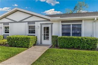 6843 Bogey Dr, Fort Myers, FL 33919