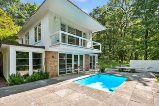 17N155 Sleepy Hollow Rd, Dundee, IL 60118