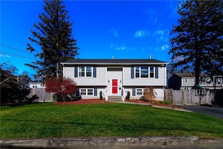 41 Dayton Ave, Warwick, RI 02889