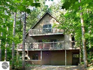 7864 Chippewa Dr Unit 38, Thompsonville, MI 49683