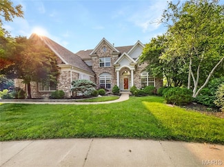 596 Eagle Manor Ln, Chesterfield, MO 63017