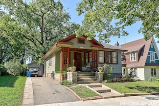 536 College Ave, Holland, MI 49423