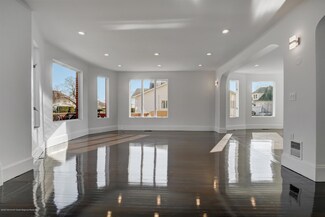 60 Monmouth Dr, Deal, NJ 07723