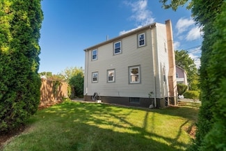 60 Averton St, Roslindale, MA 02131