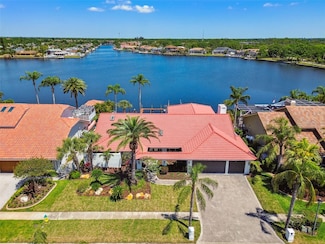 9807 Bay Island Dr, Tampa, FL 33615