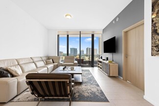 1000 Brickell Plaza Unit 1810, Miami, FL 33131