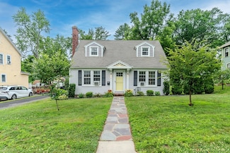 7 Burnett Ave, South Hadley, MA 01075